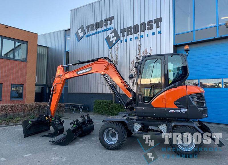 Doosan DX57W MB Multi Support