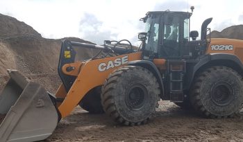 Case 1021G vol